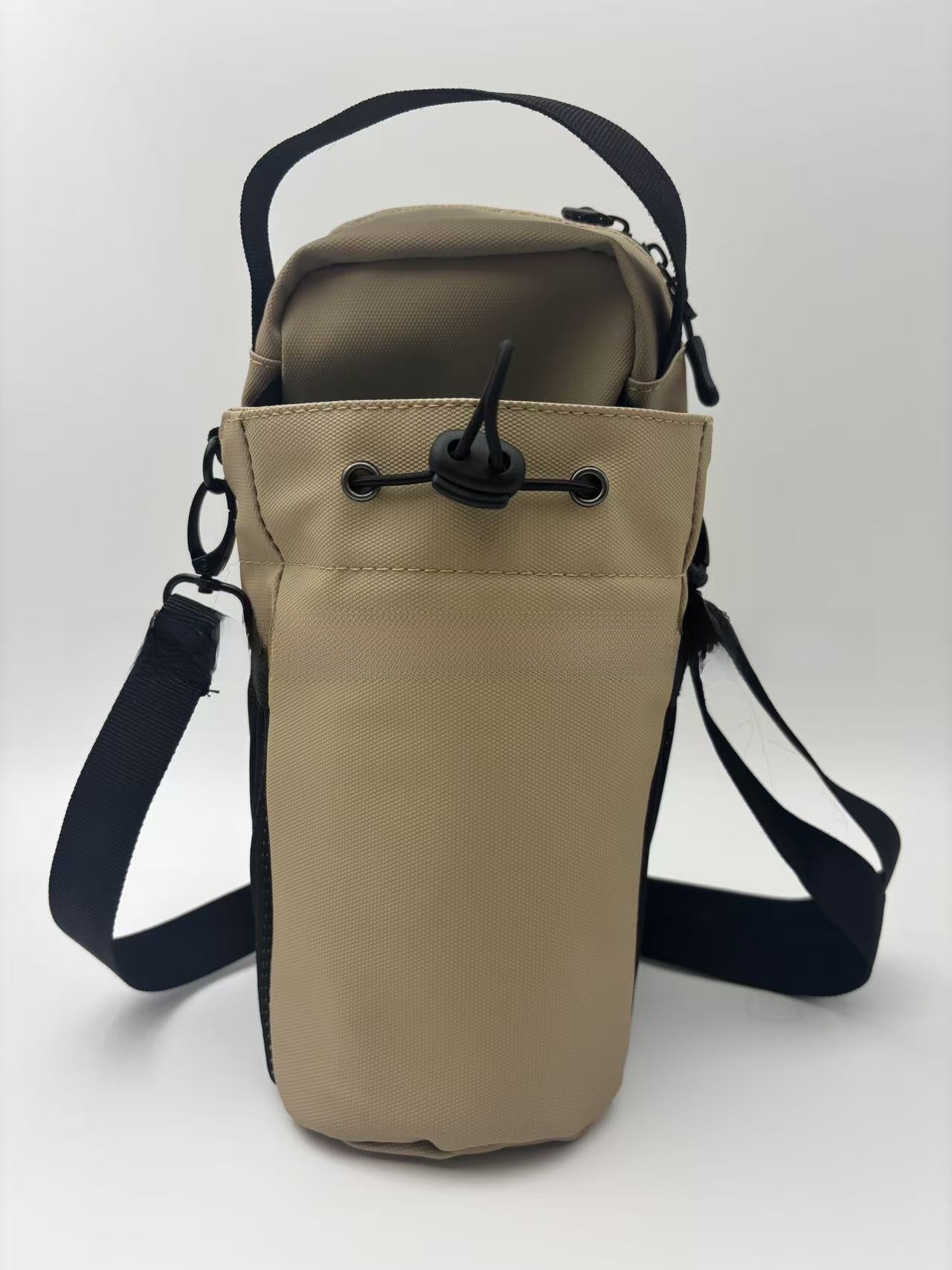 Magnetic Fitness Water Bottle Bag with Crossbody Strap